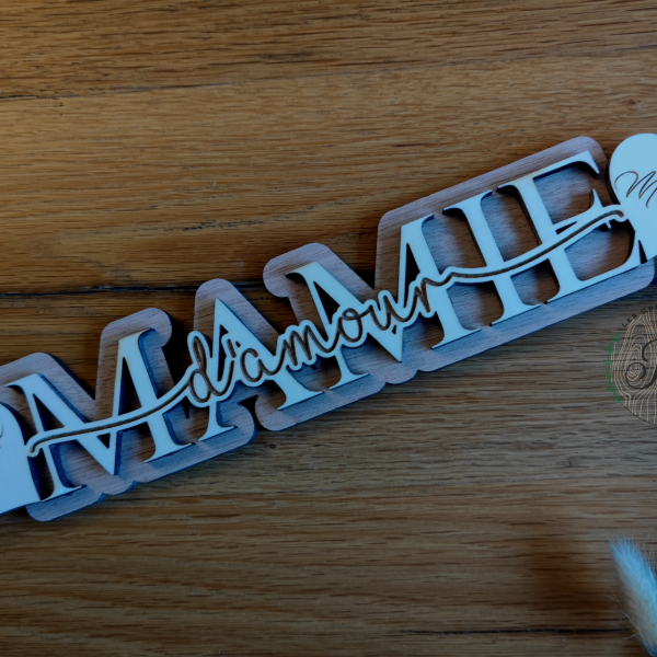 Décoration Cœur personnalisé "Mamie"