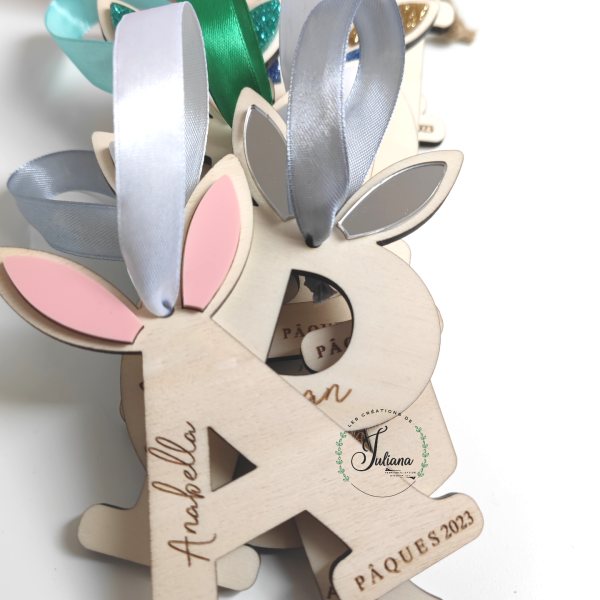 Initiale "Oreilles de Lapin"